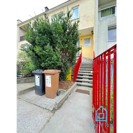 Проживание в семье Dolphin Гданьск